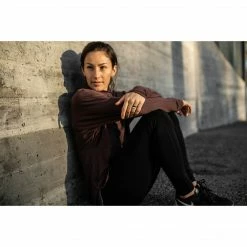 Women's QALO Stackable Silicone Wedding Ring Set- White/Black 5 Women's QALO Stackable Silicone Wedding Ring Set- White/Black