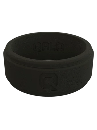 QALO Men's Step Edge Silicone Ring - Black Accessories 2 QALO Men's Step Edge Silicone Ring - Black Accessories
